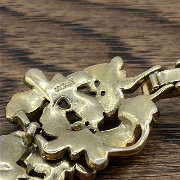 Vintage Monet Bracelet Flowers and 🌸🦋Butterflies, Enamel and Rhinestones - Picture 9 of 12